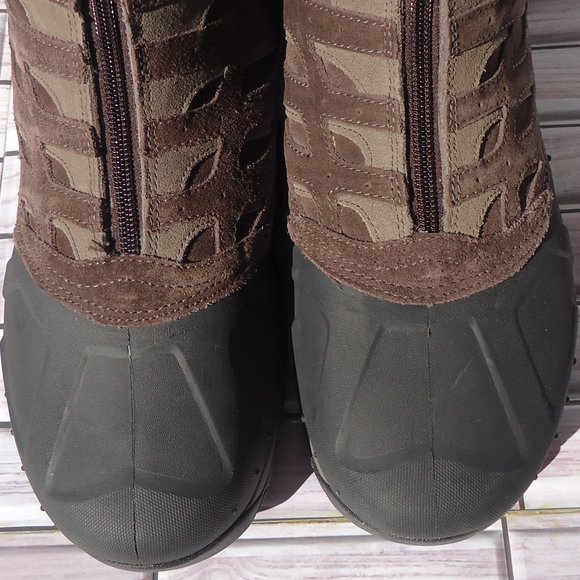 SIZE 12. MERELL insulated waterproof zip up front suede boot. main image 10